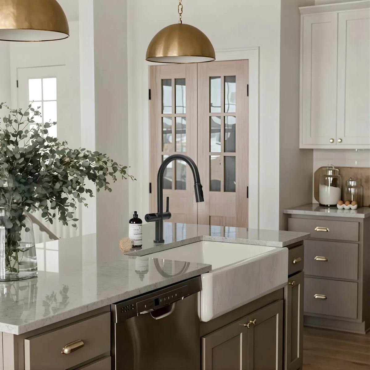 Tume Pull-Out Kitchen Faucet with Temperature Display